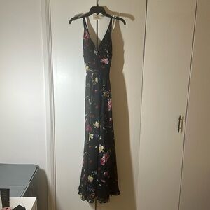Laundry by Shelli Segal floral criss cross scrappy gown with slit